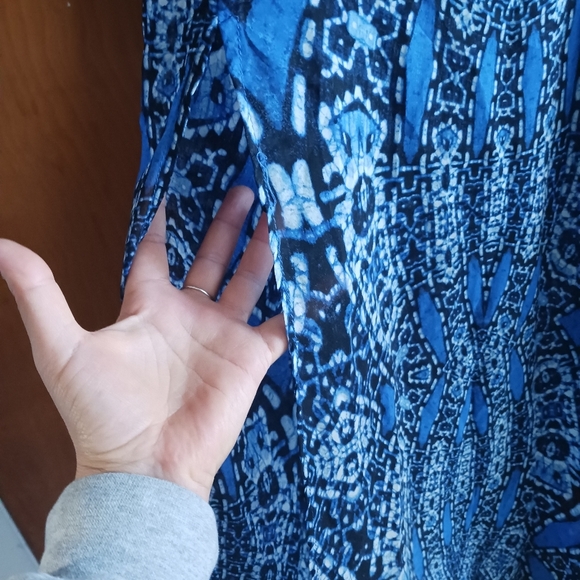 Halter dress - Picture 4 of 12